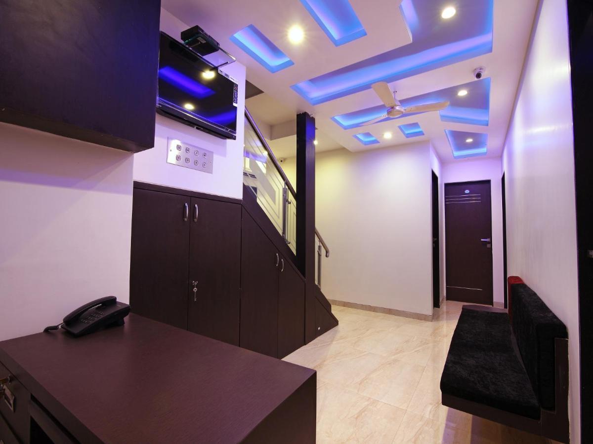 Hotel Briteway Мумбаи Экстерьер фото